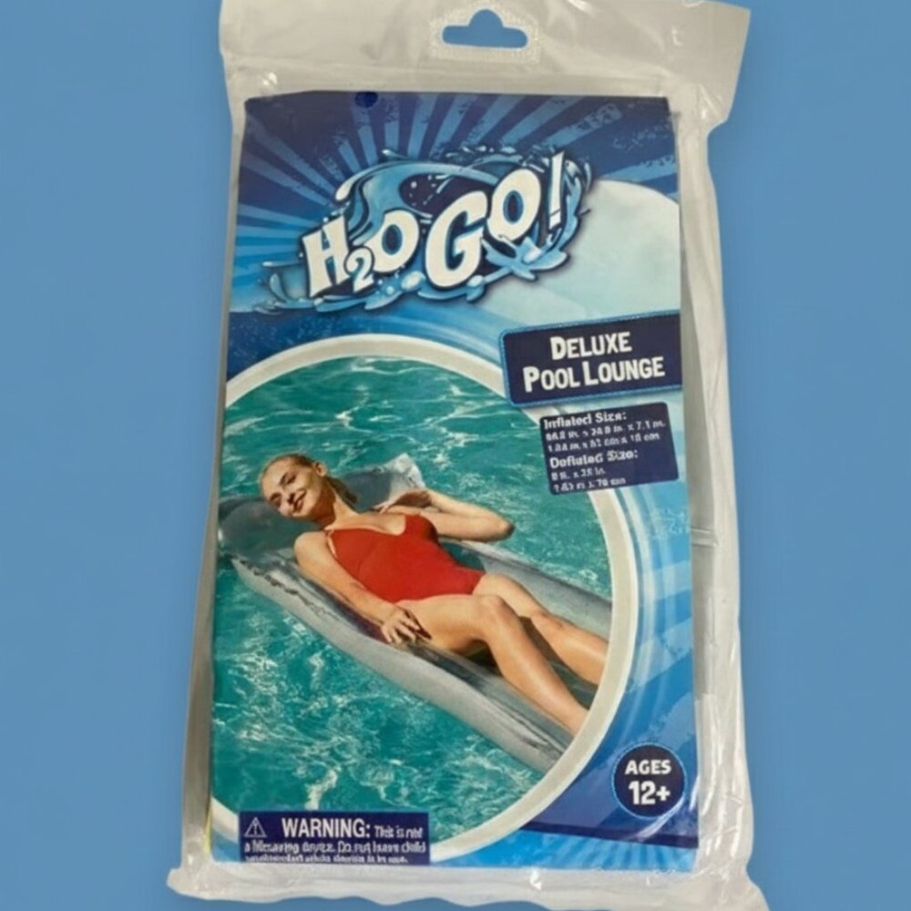 H2OGO! Deluxe Pool Lounge